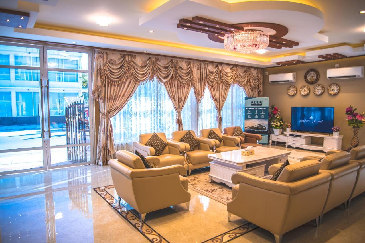 Abuharee Grand Hotel Addu City Екстериор снимка