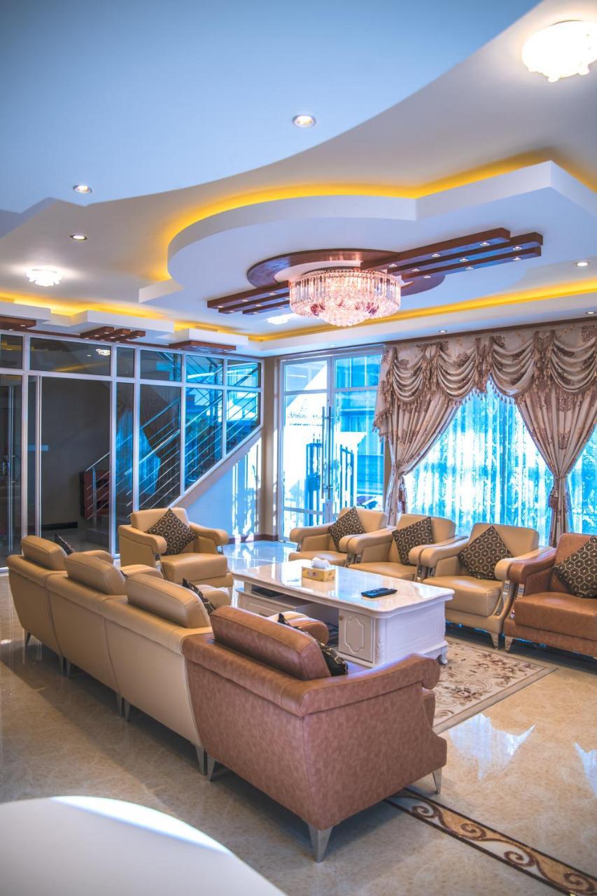 Abuharee Grand Hotel Addu City Екстериор снимка